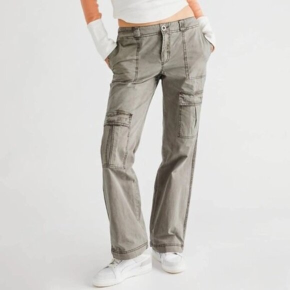 Free People Olive Green Cargo Pants size 2/25 - Picture 1 of 1